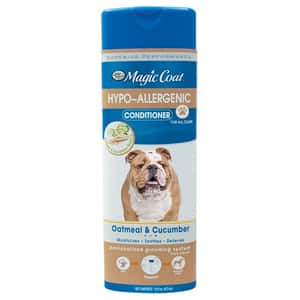 皮膚毛髮護理 清潔美容用品 Four Paws四爪 護毛液 皮毛系列 抗敏感配方 473ml (F97011)