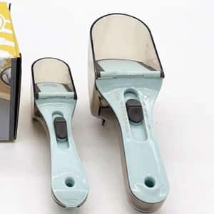 用具嚴選 貓狗乾糧專用可調式量匙 1件 (圖片3)