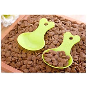 飲食用具 精準量度寵物糧食勺子 魚形糧勺 (顏色隨機)